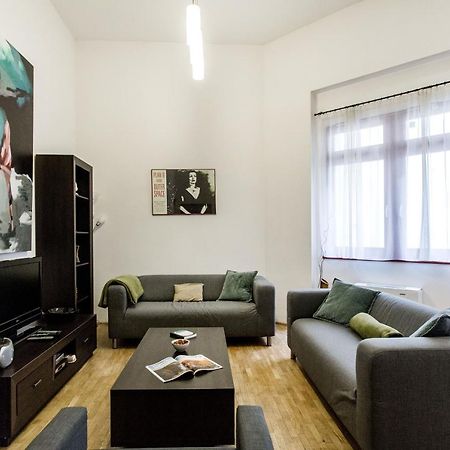 Family Suite By Heroes' Square Βουδαπέστη Εξωτερικό φωτογραφία